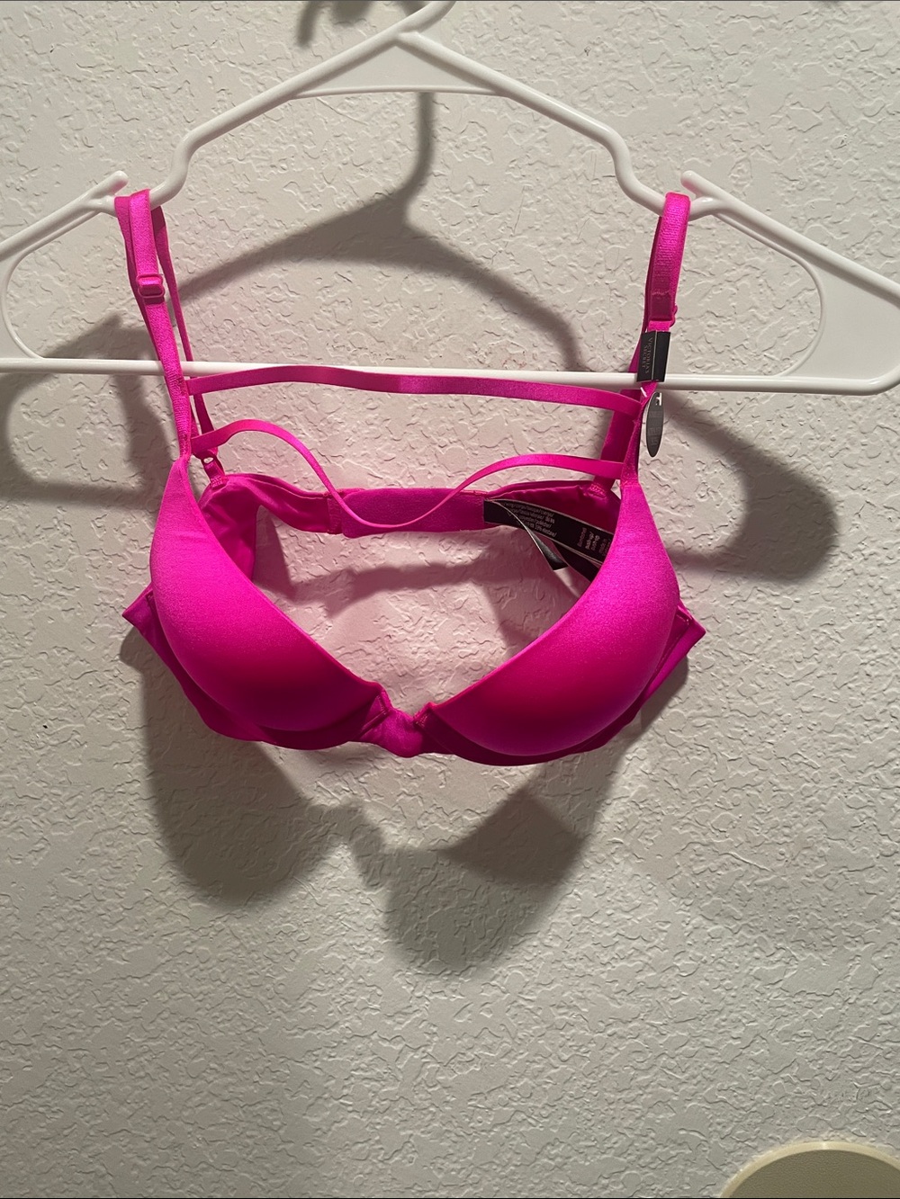 Victoria's Secret Vibrant Pink Strappy Push-Up Bra